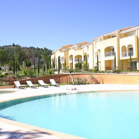 Residence Odalys La Licorne De Haute Provence Gréoux-les-Bains Екстериор снимка
