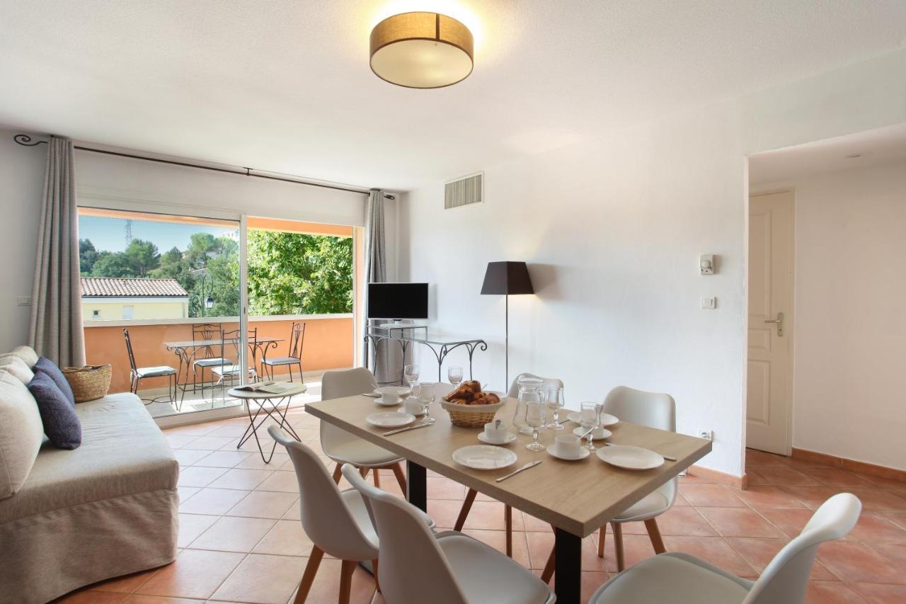 Residence Odalys La Licorne De Haute Provence Gréoux-les-Bains Екстериор снимка